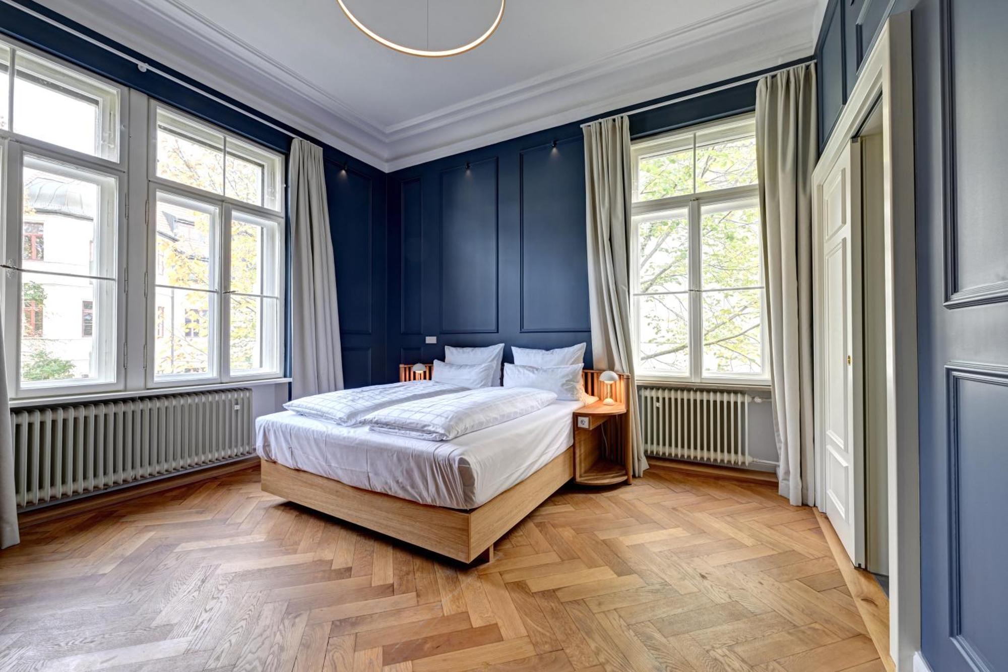Uhland Munich